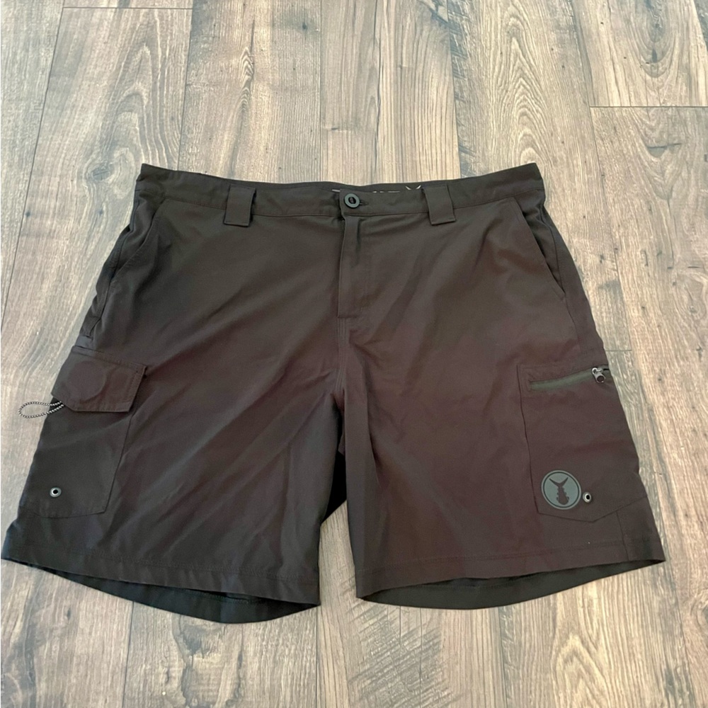 Tunaskin Men Black Board Shorts with Side Pockets, Zipper pocket Size 40